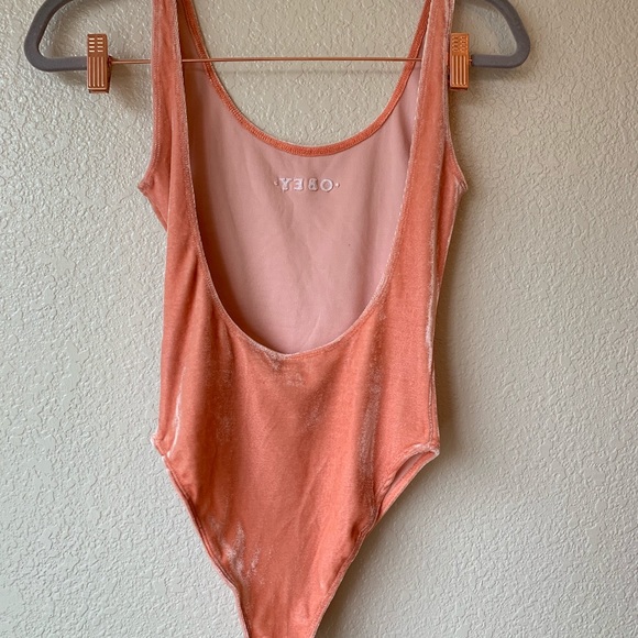 Velvet Peach Obey Backless Bodysuit - Picture 4 of 5